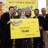 Líderes Políticos de Chicago se Unen en un Desayuno de Pancakes de Bisquick