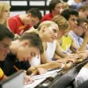 Estudiantes Freshmen de Secundaria Asisten a la Orientación de Colegio en Chicago State University