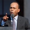 Llamado de Funcionarios a Obama Para que Detenga las Deportaciones