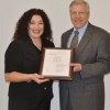 Community Savings Bank Rinde Honores a Vicki Bianchi