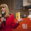 Que Rica Vida Visits Gads Hill Center