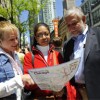 Chicago Greeter Returns to Magnificent Mile