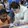 La Junta de Mujeres de Adler Honra a la Presidente de Purdue, Dra. France A. Córdova