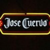Artista Latino de Illinois Entre los Finalistas del Proyecto del Mural Tradicional José Cuervo