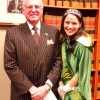 La Reina del Desfile del Día de San Patricio Hace Visita Oficial a la Alcaldía