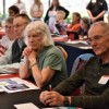 Residentes Disfrutan el Taller de Tecnología Móvil Gratis con el Programa AARP TEK