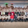 Berwyn Ofrece Banquete Navideño a Marineros de la Marina Estadounidense