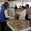 Cicero Distribuye 600 Detectores de Humo Gratis a los Residentes