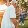 AARP Ofrece Consejos para una Vida Más Larga