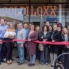 Nativa de Berwyn Trae Goldiloxx Hair Studio al Distrito Depot