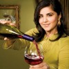El Anfitrión Alpana Singh Regresa a WTTW’s CHECK, PLEASE!