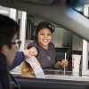 McDonald’s celebra el año nuevo con una nueva tienda en Back of the Yard