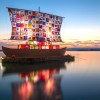 ‘El Barco de la Tolerancia’ Navega en Navy Pier en Otoño del 2019