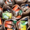Cicero Organiza Regalo de Suministro de Alimentos