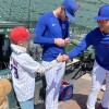 Sobreviviente de Tumor Cerebral Pediátrico Disfruta de un Día Memorable en Wrigley