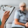 HFS Anuncia Próximos Pasos para el Programa de Beneficios de Salud para Inmigrantes Mayores