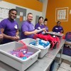 Inspirado en Donaciones de los Empleados, Northwestern Medicine Hace su Más Grande Donación a Bancos de Alimentos del Area