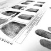 El gobernador Pritzker firma una ley que aumenta las oportunidades para los jóvenes que buscan la eliminación de antecedentes penales
