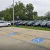 Lisa Hernández Respaldó el Proyecto de Ley que Autoriza el Acuerdo de Subarrendamiento Entre la Escuela Secundaria Riverside Brookfield y el Zoológico de Brookfield.