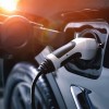 Dieciséis Comunidades del Norte de Illinois se Preparan Para los Vehículos Eléctricos con ComEd.
