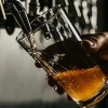 Líderes de Sectores Minoristas de Bebidas y de Hostelería de Chicago Instan al Concilio de la Ciudad a Oponerse al Aumento del Impuesto Sobre la Venta de Alcohol