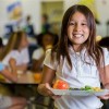 ISBE Busca Patrocinadores para Ampliar el Acceso a los Programas de Comidas de Verano en Todo el Estado