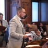 El Sen. Estatal Cervantes Lucha por Aumentar la Habilidad de Entrenamiento de los Asistentes Dentales