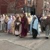 Pilsen Celebra la Procesión Anual del Viernes Santo