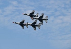 Chicago’s Iconic Air and Water Show Returns with World-Class Performances