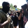Presencia de Agentes de ICE en McKinley Park Lleva Manifestantes a las Calles