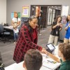 La Secretaria del Condado de Cook Celebra el Regreso del Premiado Programa de Votación Anticipada Para Escuelas Secundarias