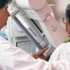 Un Estudio Deja a la Mujer Confusa Sobre los Mamogramas