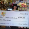 Latino Woman Wins $1 Million in Illinois Lottery