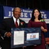 Líder Latina Recibe Homenaje Especial del Secretario de Estado de Illinois Jesse White