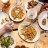 Investigadores Encuentran una Relación Entre el Comer Fuera y la Hipertensión