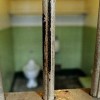 Funcionarios de la Prisión de Illinois Cambian a Mujer Transgénero a la Prisión de Mujeres