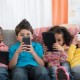Como Evitar el Daño Digital: Consejos para Administrar el Tiempo que tu Hijo Está Frente a la Pantalla