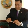 Sandoval Vota para Proteger a los Adolescentes de la Adicción al Tabaco