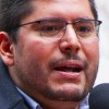 El Concejal Carlos Ramírez-Rosa Renuncia tras Acusación de Acoso a una Colega
