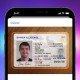 Giannoulias Anuncia que Llegarán a Illinois las Identificaciones en Apple Wallet