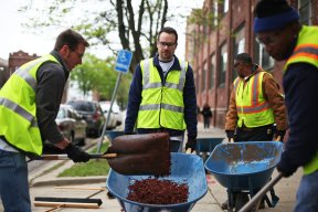 Lawndale News Chicago's Bilingual Newspaper - Business