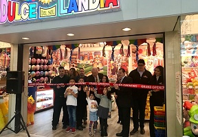 Chicago Hispanic Newspaper Lawndale News Hispanic Bilingual Newspapers Su Noticiero Bilingue Dulcelandia Opens Fifth Location Inside Chicago Ridge Mall