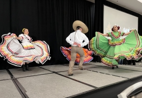 Lawndale News Chicago's Bilingual Newspaper - Education