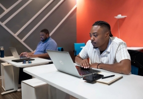 Lawndale News Chicago's Bilingual Newspaper - Business