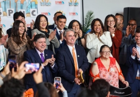 Lawndale News Chicago's Bilingual Newspaper - Local News