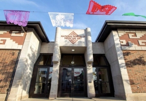 Lawndale News Chicago's Bilingual Newspaper -  Business